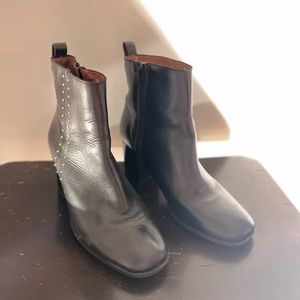 Leather heeled boots